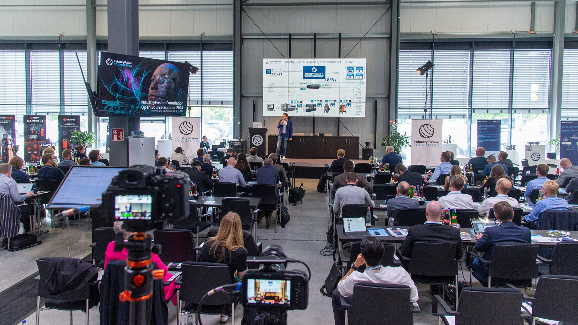 Open Source Summit: Concrete implementation of Industry 4.0 in SMEs